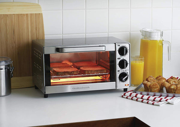 Hamilton Beach 31401 Stainless Steel 4 Slice Toaster Oven Broiler